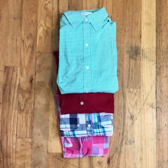 Button down blouses - Picture 2 of 5